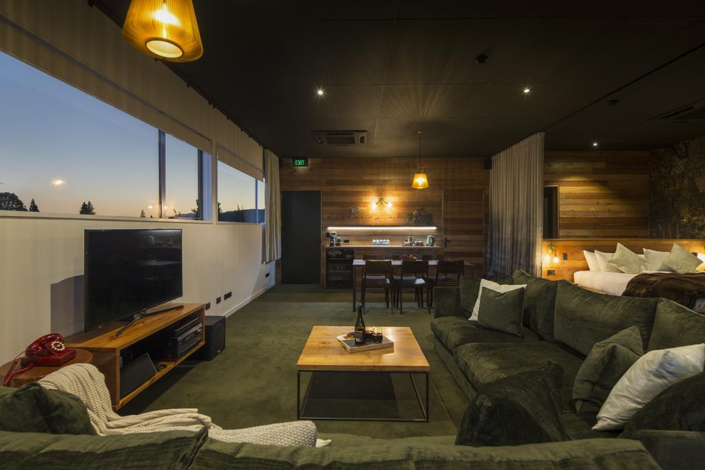 The Cinema Suites Te Anau Buitenkant foto