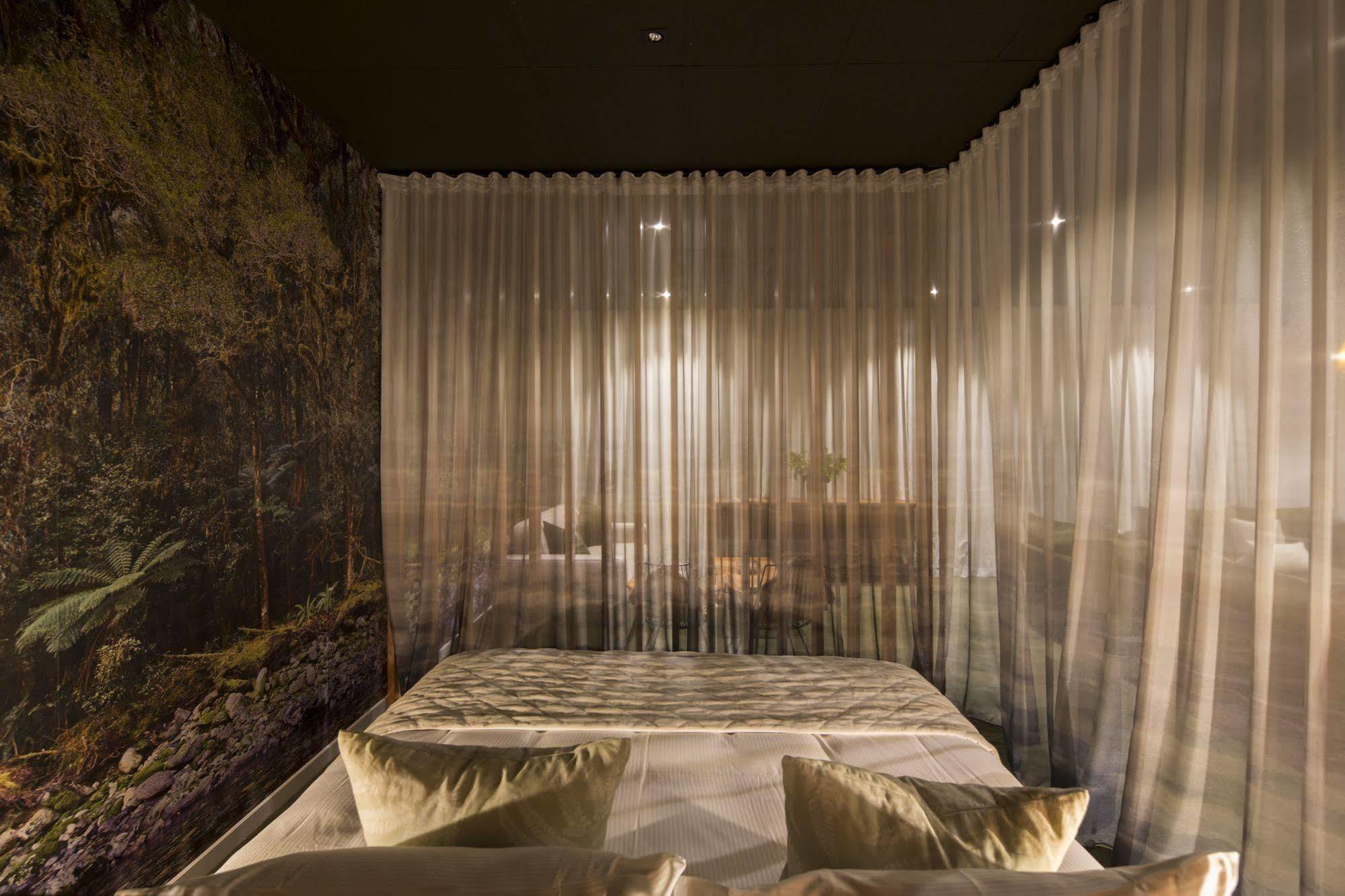The Cinema Suites Te Anau Buitenkant foto