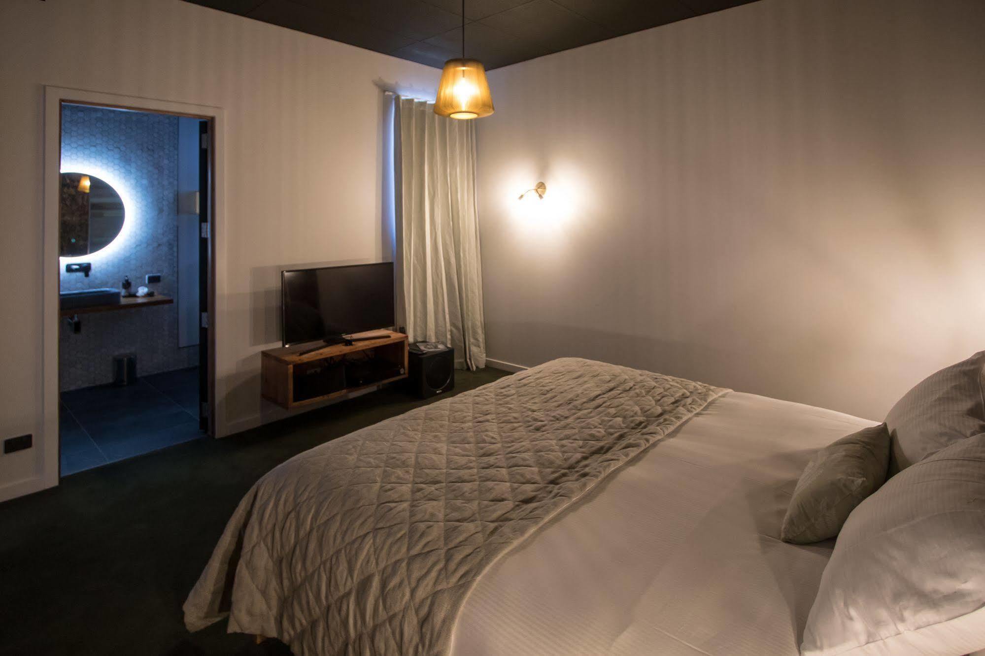 The Cinema Suites Te Anau Buitenkant foto
