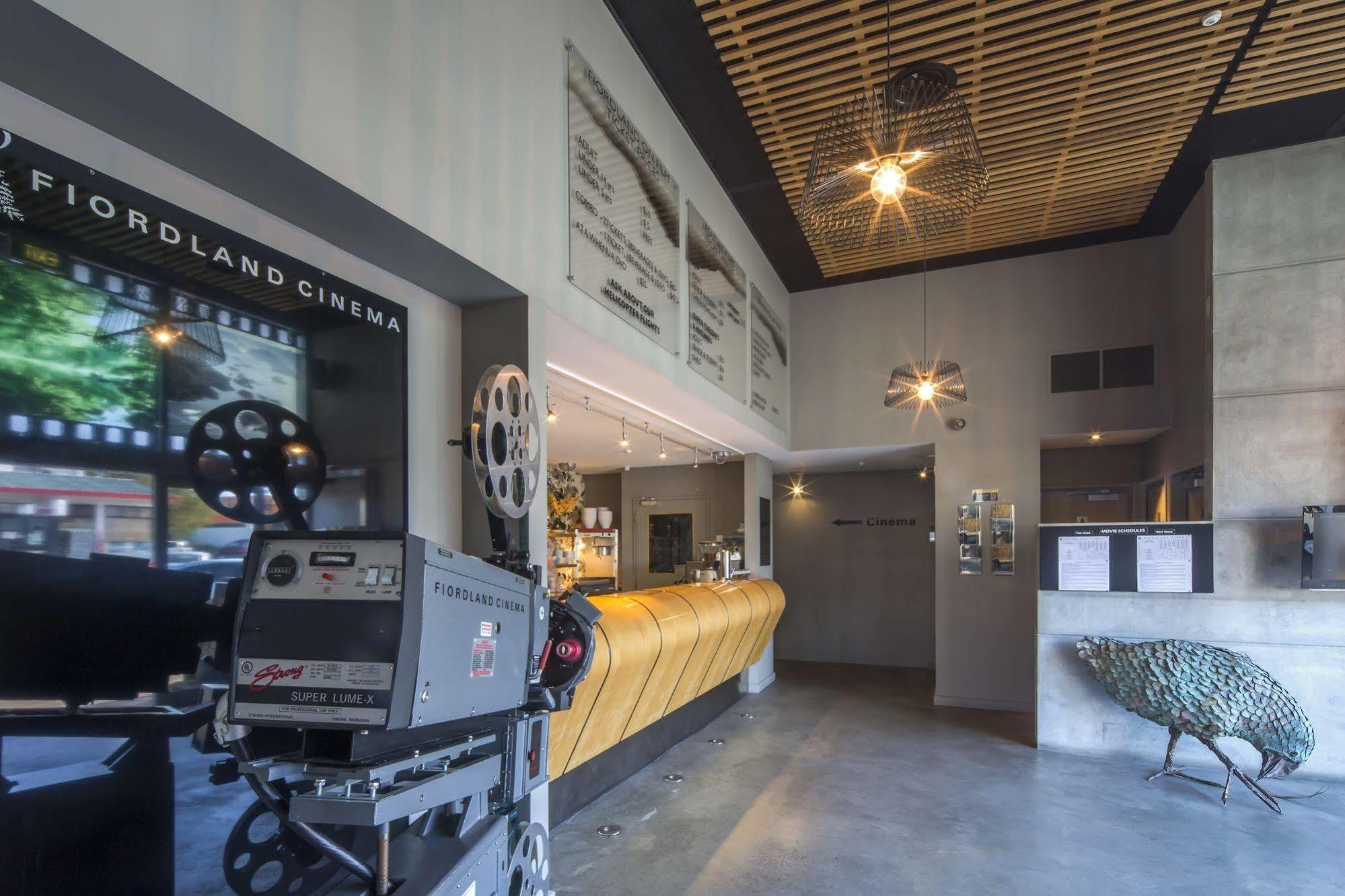 The Cinema Suites Te Anau Buitenkant foto